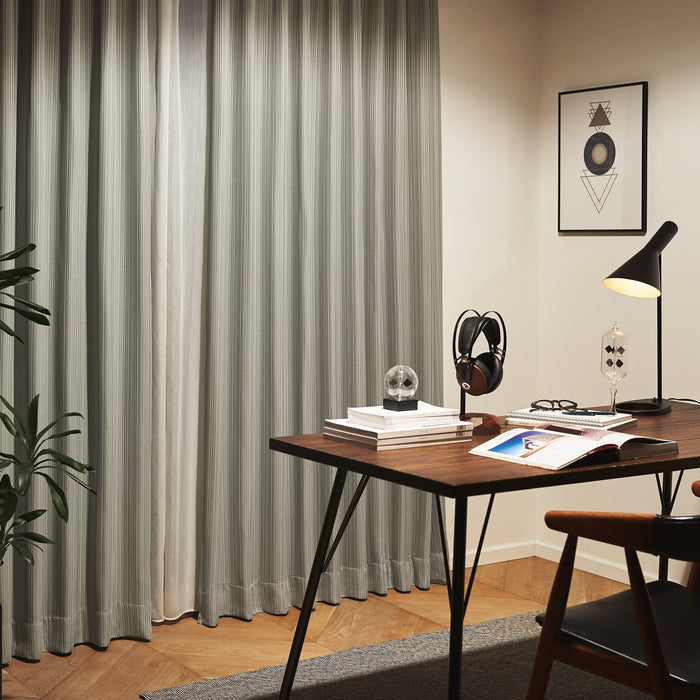仕事に集中できるお部屋へ。インテリアでON/OFFを切り替える！